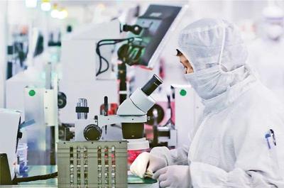 深化粵港澳合作 推進大灣區(qū)建設(shè)