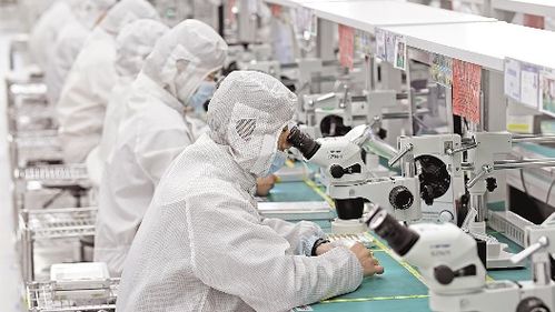 光迅科技 3000員工春節(jié)奮戰(zhàn)生產(chǎn)研發(fā)一線